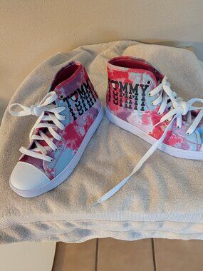 Heelys  Tommy Hilfiger D2c High Top Sneakers Women's Size 8  Tie Dye NWT
